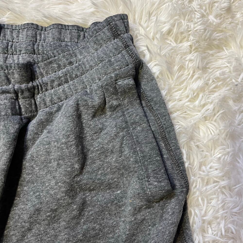 Old Navy XXL gray shorts drawstring men’s - Picture 3 of 4